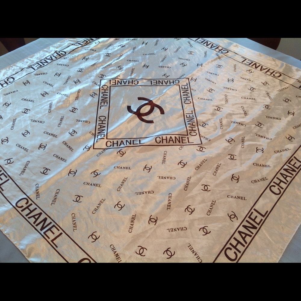 CHANEL SCARF- Beautiful!
